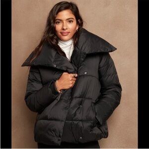 Banana Republic Women's Black Puffer Coat